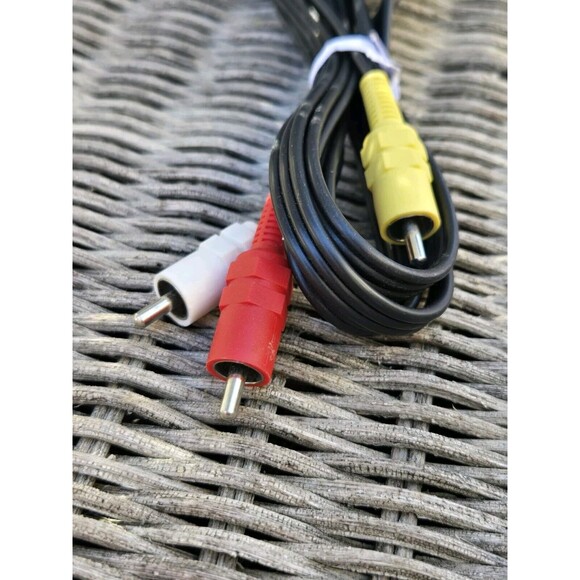 Sony Playstation 1 PS1 AV Cable PS1 Genuine Audio Video Game Cord Hook Up Plug - Picture 4 of 4